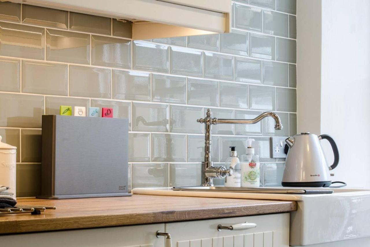 Joivy Stylish Apt In Trendy New Town Location Edinburgh Bagian luar foto